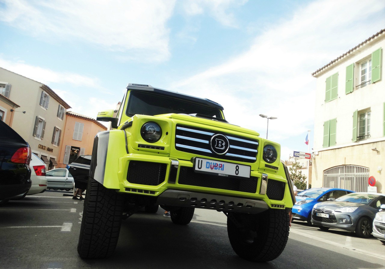 奔驰G 500 4X4² Brabus
