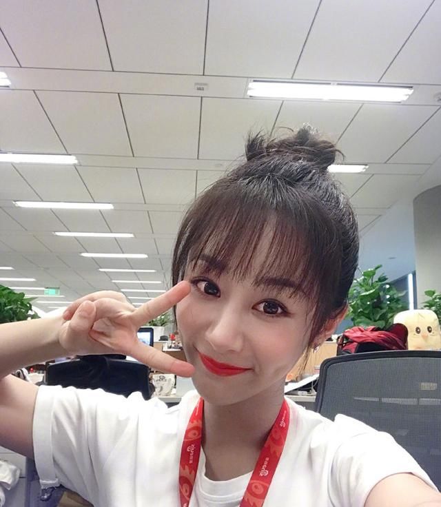 杨紫为拍《香蜜》瘦身18斤,瘦下来的杨紫美出