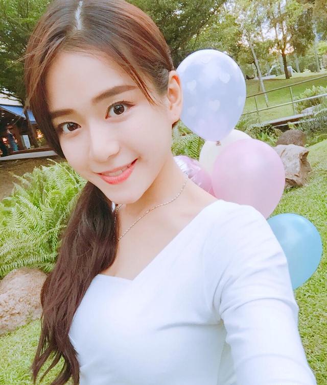《山东美女榜》日照美女大学生 美丽与智慧兼具
