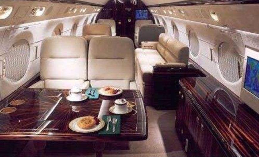 如果一个家庭的总资产有1000万,属于什么阶层