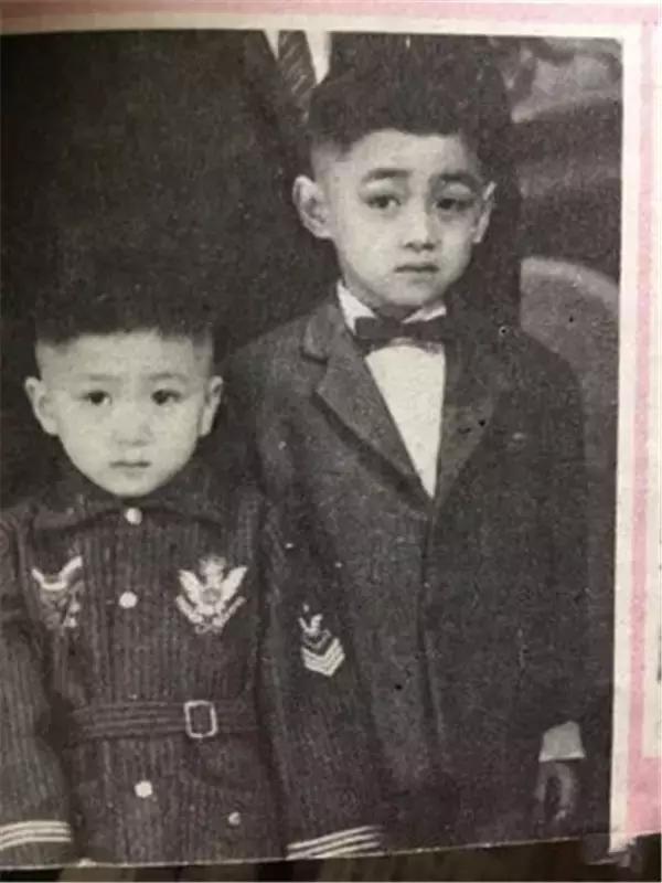 香港最帅的亲兄弟明星，他为妻子钟情一生，他却害一代影后自杀！