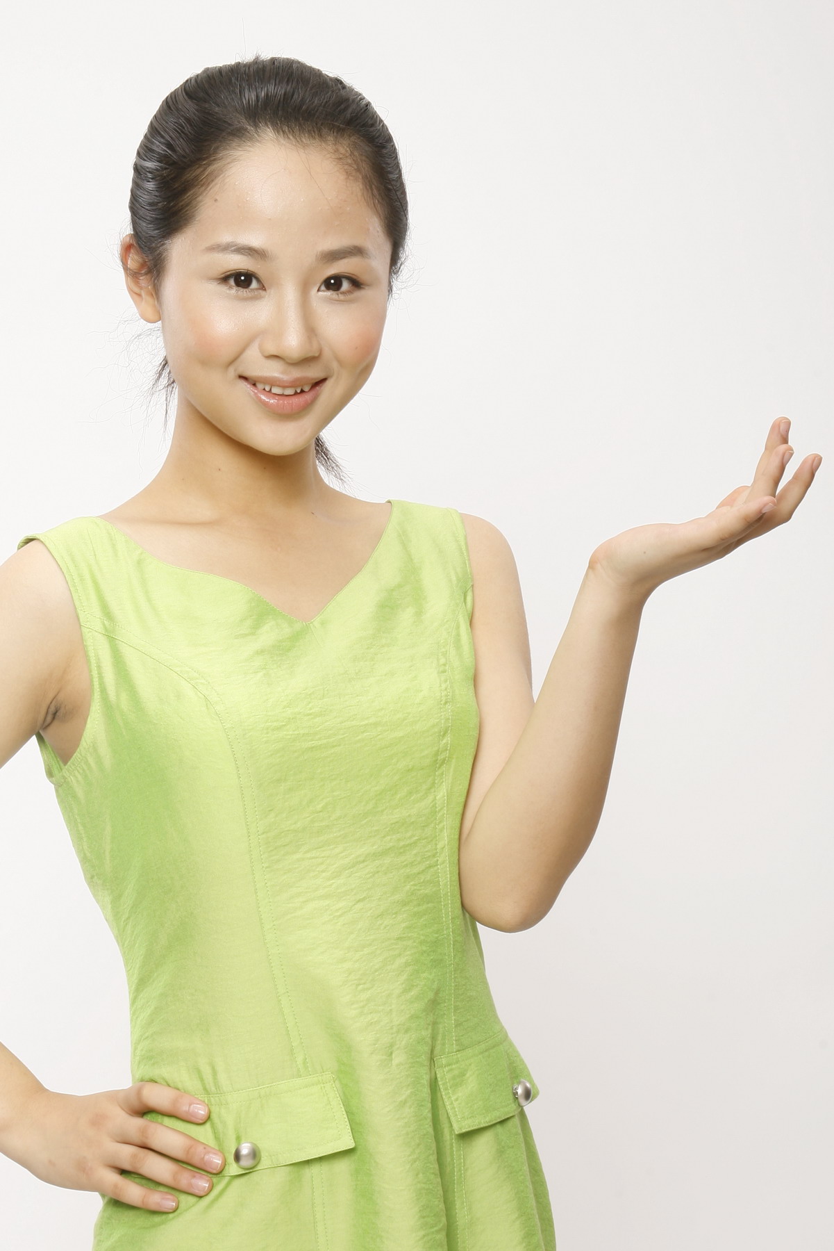 杨紫11岁拍的古装电视剧,冰月小格格乖巧可爱