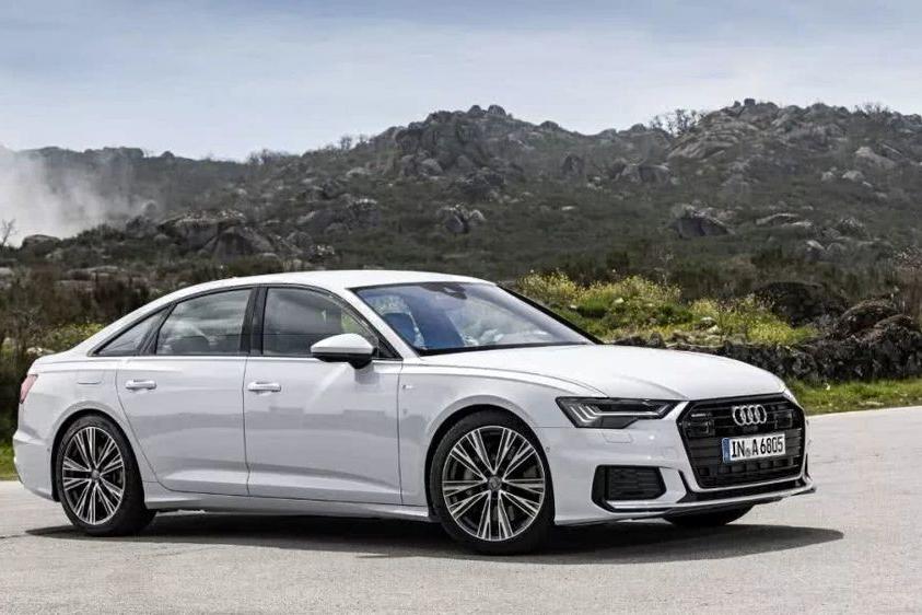 全新奥迪A6强势来袭，BBA之战谁会是最终的赢家！