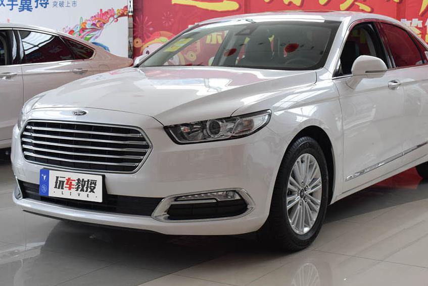 谁说20多万就要买BBA？这几台车配置高，面子也很足！