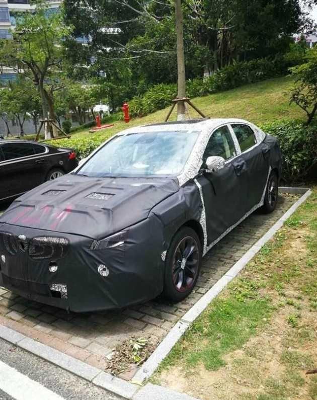 全新博瑞飞机挡把，前脸造型更加霸气，尾部车灯犀利，年内上市！