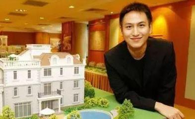 着急嫁人?被闺蜜绿了不死心?还在片场用腿紧