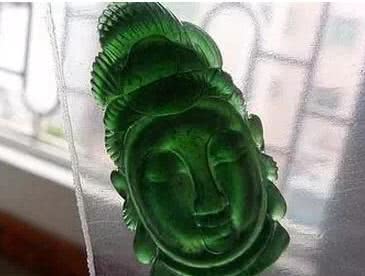 翡翠的危料是什么意思？