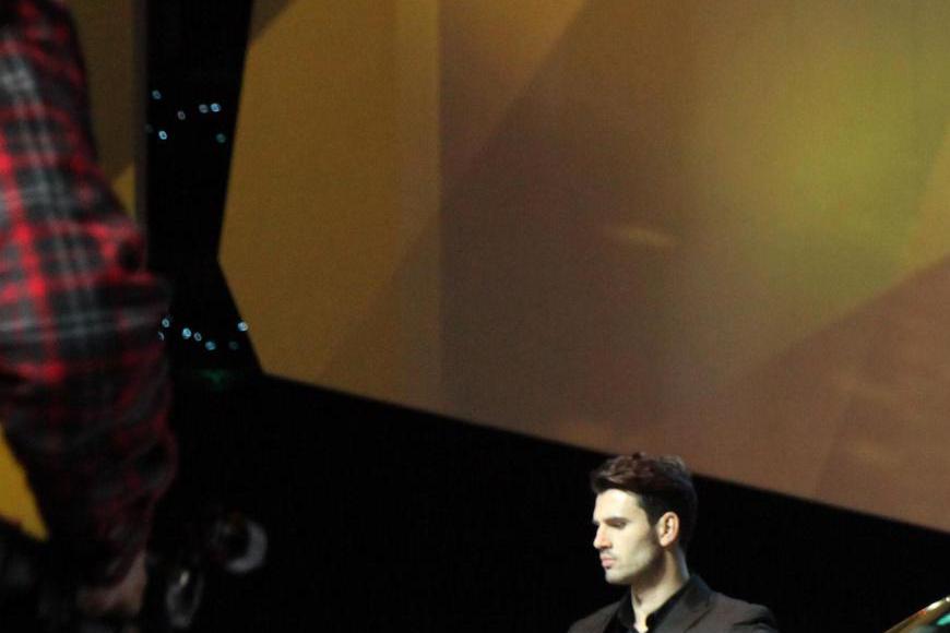 电子商务会插手汽车领域吗？我们离4S店消失还有多远？