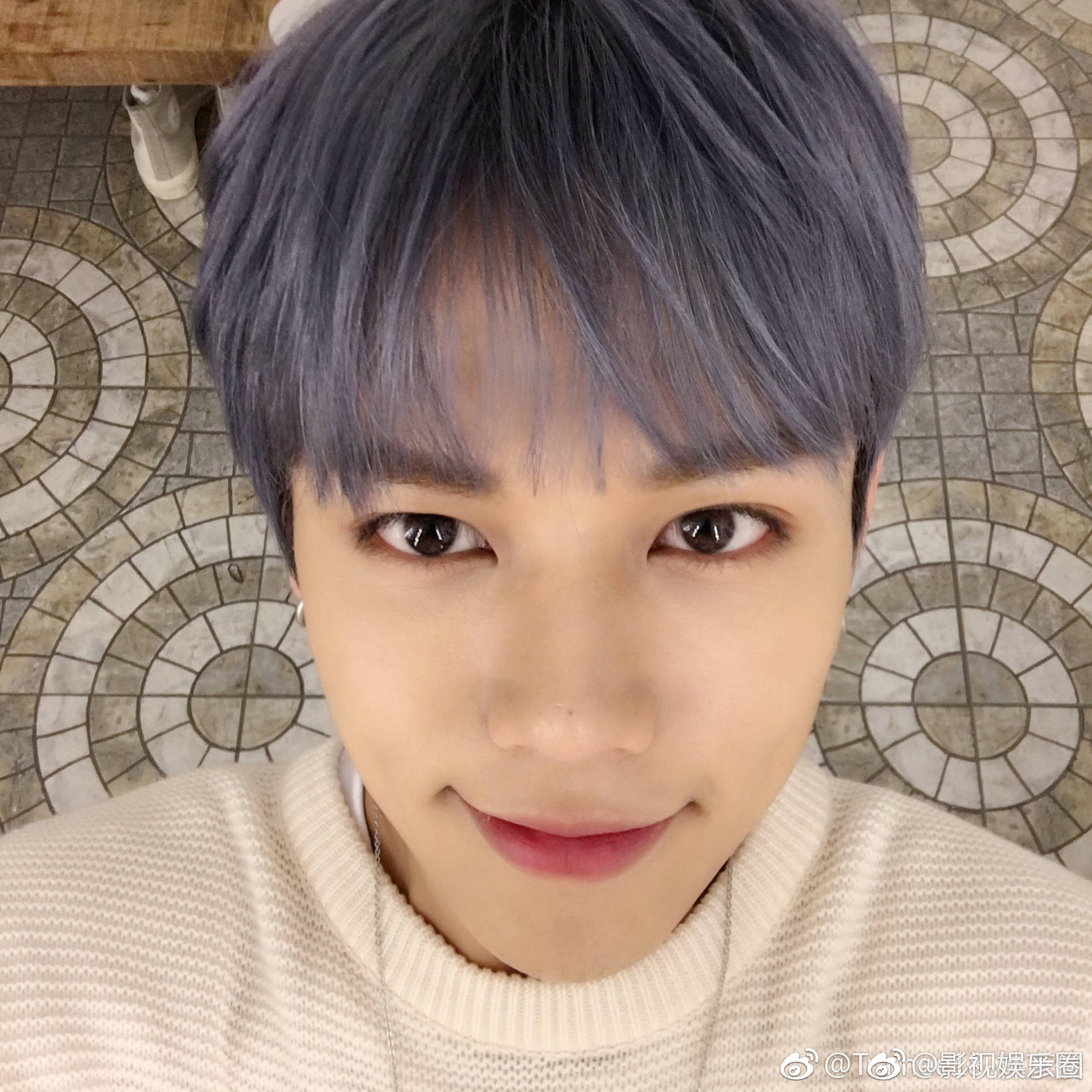 林彦俊 Evanism 林彦俊实力宠粉,为粉丝取名E