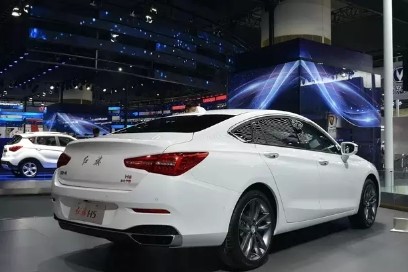 红旗H5最终售价公布,新车14.98万起,网友直呼:总算接地气了