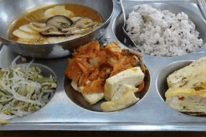 监狱伙食真实情况 牢饭到底好不好吃