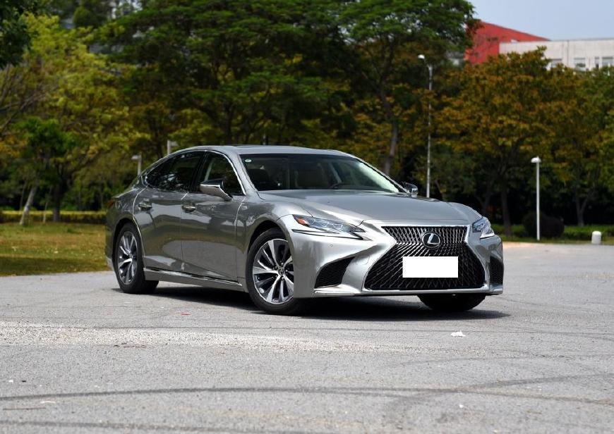 最低调的豪华D级车 较上一代便宜60万,比开奔