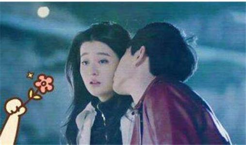 邓伦吻过五大女星,热巴最甜,杨紫最尴尬,最后一