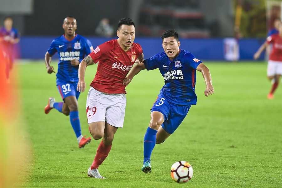 中国男足公布最新大名单!史上首位00后入选,恒