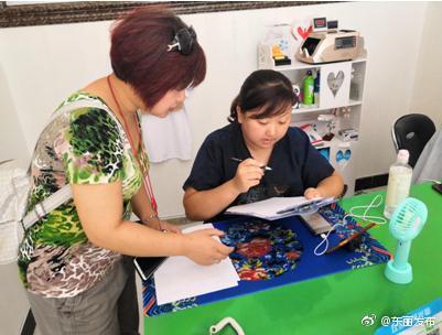 福阳街社区开展小商铺安全生产大检查行动