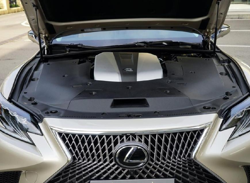 最低调的豪华D级车 较上一代便宜60万,比开奔