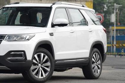 良心国产车企不是吹的，这货比揽胜魁梧，才15万还买啥哈佛H7