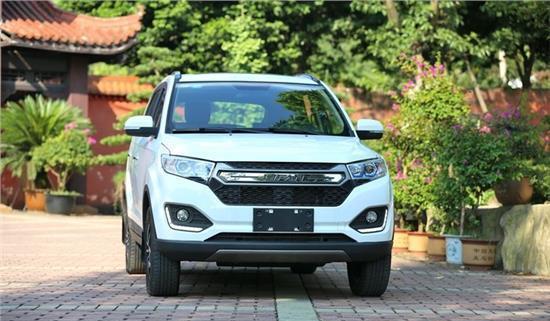 5.78万起，小伙开这台大SUV回老家，邻居都以为要20万！