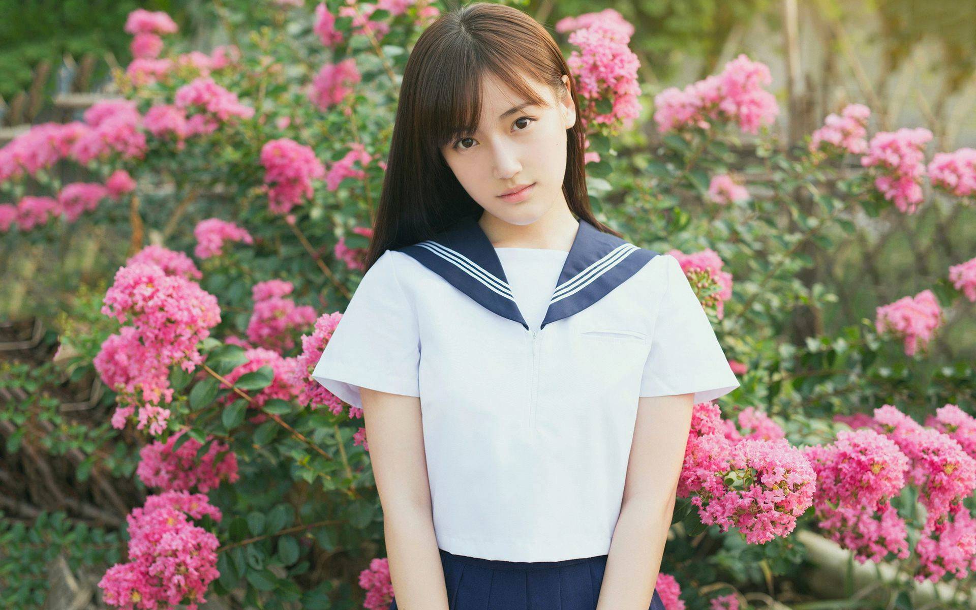 3个小套路,心动女生主动找你聊天