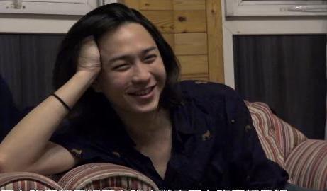 明日之子:许含光接受采访爆料蔡维泽,网友:最后