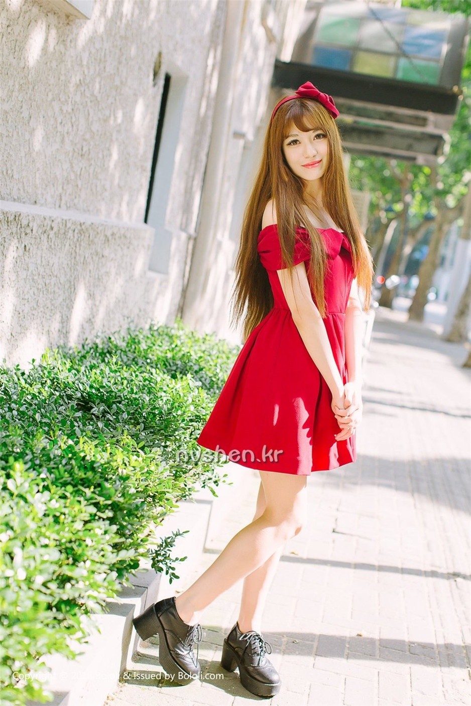 摄影分享:美女赵乃莹举手投足之间无不体现出