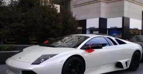 曾经的京城四少风光无限, 然而却因车牌被王思聪公开嘲笑