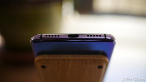 华为旗舰P20 Pro评测, 首创三相机, 也有美中不