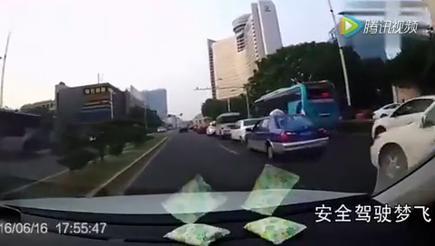 转给骑电动车的看看，别一出事儿就说是开车的全责