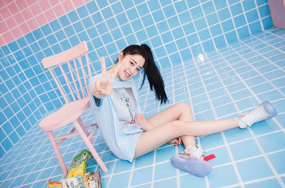 周董、欧阳娜娜轮番上脚,Off-White x Converse 是要炸?