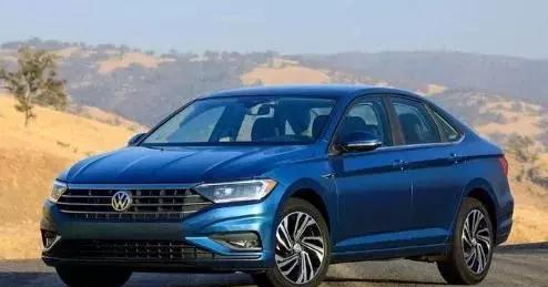 果断放弃思域，全新一代速腾官图发布，轴距加长，搭8AT变速箱