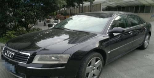 跟随朋友12年的奥迪A8w12，油耗大也就算了，保养最要命