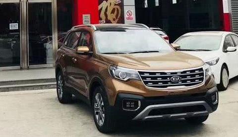 18款起亚智跑新车到店，或仍售14万，网友：跟哈弗H6怎么比？