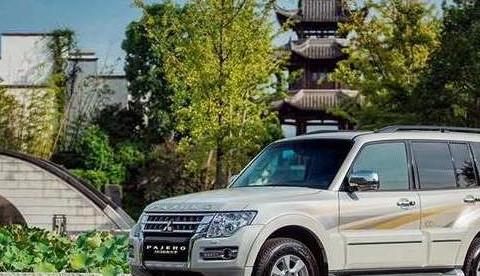 这才是真正的“烂路王”，当年力压普拉多，如今13万四驱还带大梁