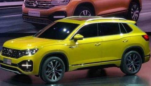大众推全新中型SUV，或命名“探荣”像是迷你版途锐，年底上市