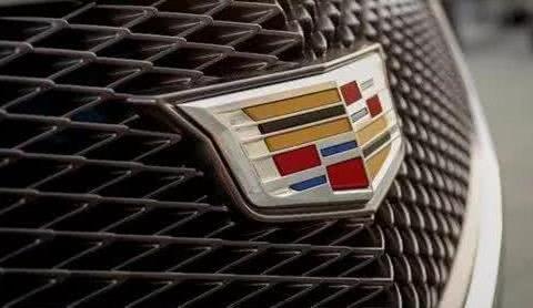 再怼宝马一枪，凯迪拉克CT3要玩后驱！