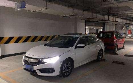 朋友14万刚买的自动豪华版轿车, 村里好多人看着都急眼了!