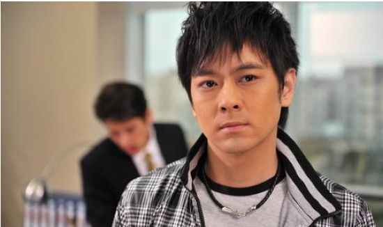 44岁林志颖的真实状态曝光,眼角满是皱纹,不老