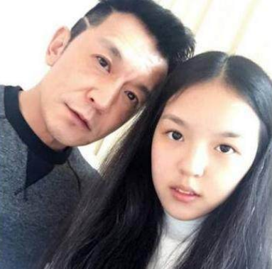 李咏、小沈阳的女儿曾经被说丑，如今却越长越美