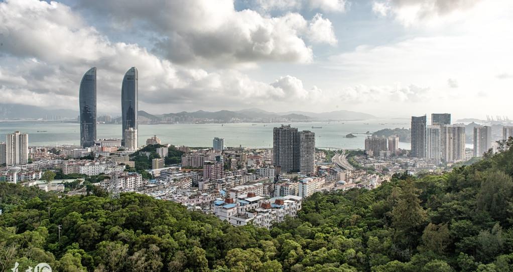 福建高铁呼声最高的一座城市,论人口论经济都