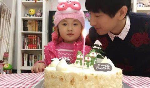38岁后弦老婆长这模样，怪不得一直不愿公开，而今女儿已六岁