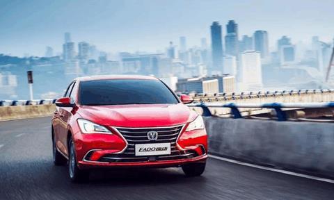 四大维度带你全面了解全新逸动, 是否值得买看了再说