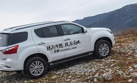 比酷路泽还耐造，开100万公里不用大修，四驱+爱信6AT，可惜太丑