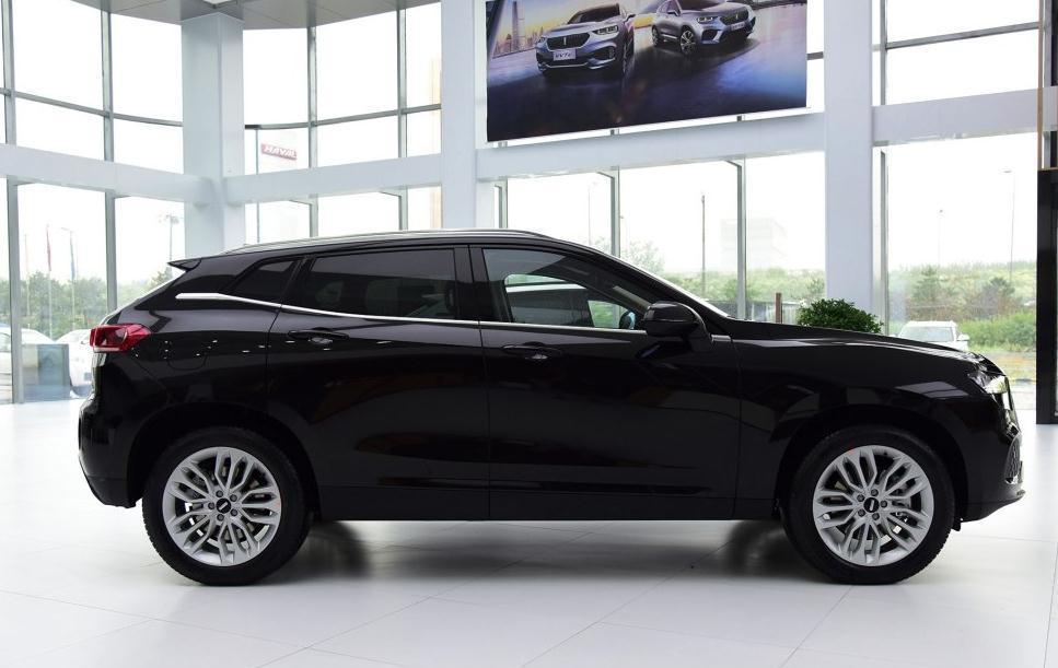 自带4个排气管, 价格厚道! 油耗5毛, 这车没白等