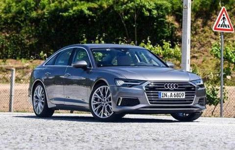 时隔六年大换代，外形美如画，内饰科技感完虐奔驰，宝马5系要慌