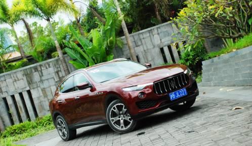 驾玛莎拉蒂首款SUV车型Leva     高性价比多功能豪车