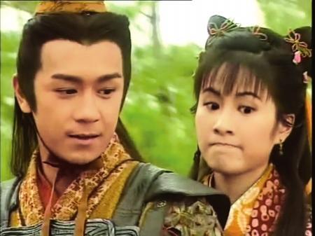 陈浩民连生四胎未见停,女儿脱口而出这句话,让蒋丽莎尴尬得不行