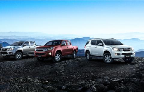 丰田霸道遇到对手，这款SUV性能碾压它，看到售价更开心了！