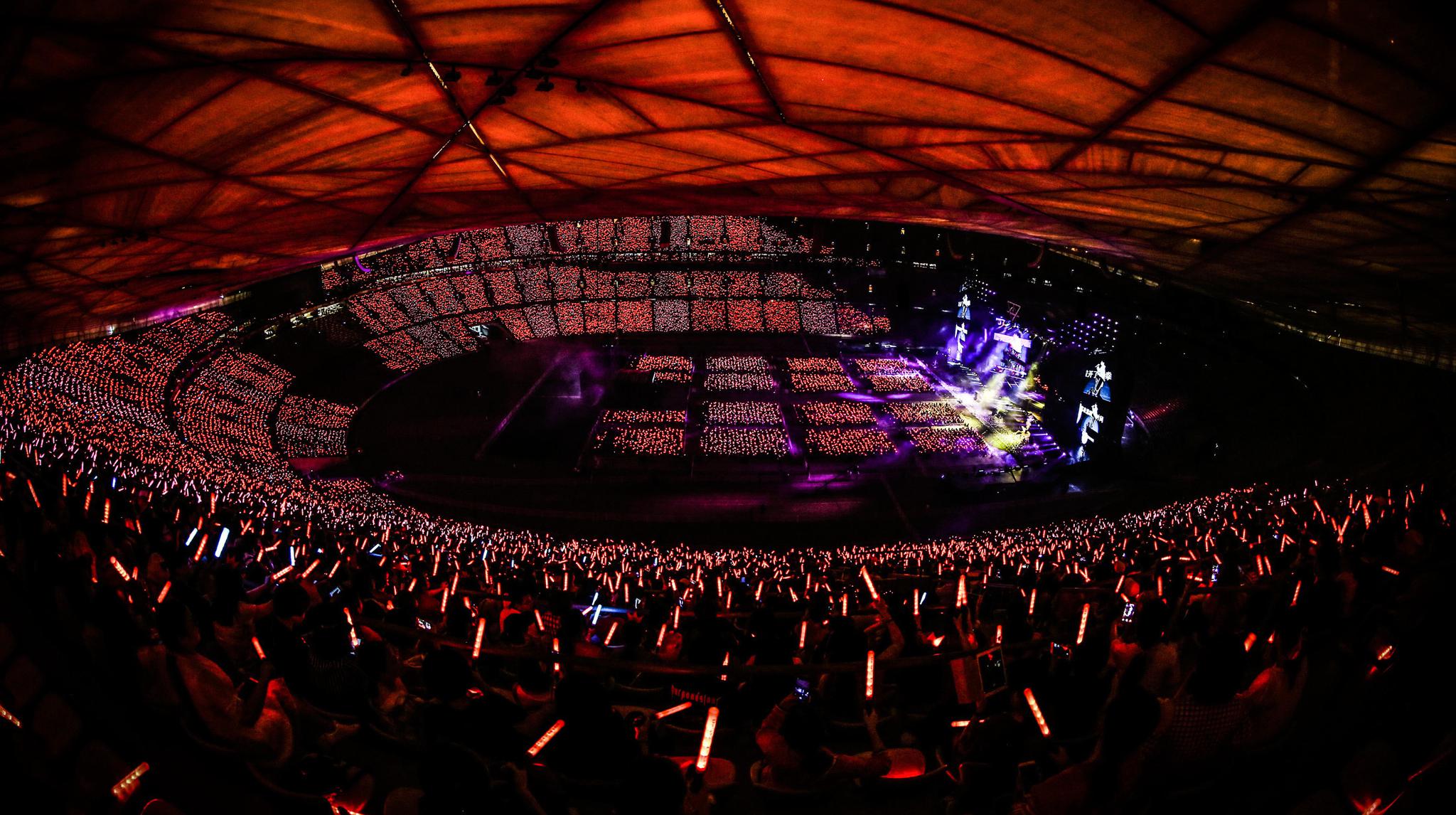 2018华晨宇鸟巢火星演唱会连唱两天 嗨翻鸟巢