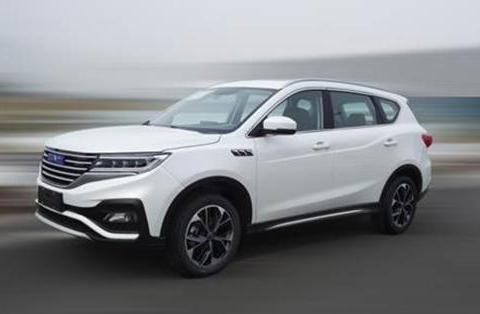 众泰新车7.79万，轴距2米8，大7座，外观就像进口车！