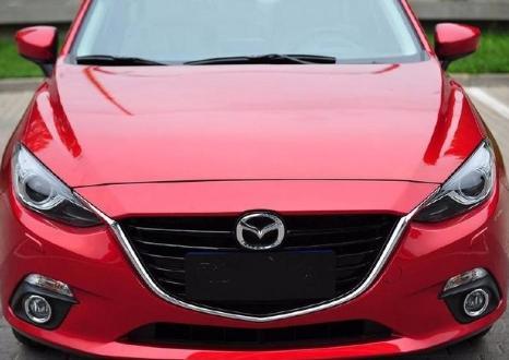 一款运动风的轿跑车型，目前市场很多消费者都非常喜欢